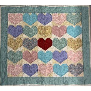 Handmade Machine Sewn Hearts Patchwork Baby Valentine Quilt 31” X 34” Pink Red